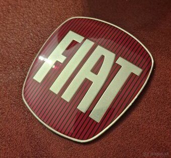 Fiat znak 12cm predny