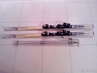 Predám lyže Atomic 163cm+rychloviazanie zn.salomon + palice