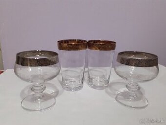 sklenené poháriky