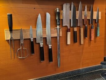 Magnetické držiaky / lišty na nože