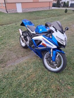 Suzuki gsxr 600 k9