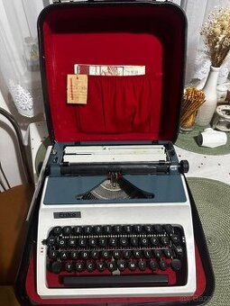 Písací stroj