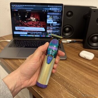 Profesionálny kontúrovací strojček BABYLISS PRO CHROME