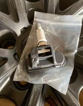 TPMS ventil so snimačom tlaku MERCEDES BENZ