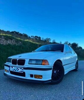 Univerzálny spojler - lipko