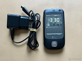 HTC NIKI 100 - 1
