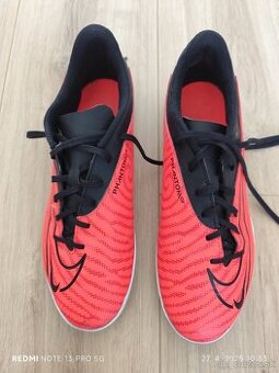 Halovky nike phantom 42