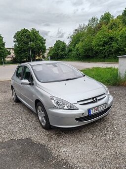 Predam Peugeot 307-porucha vysokotlakeho cerpadla