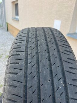 Bridgestone 225/60r18