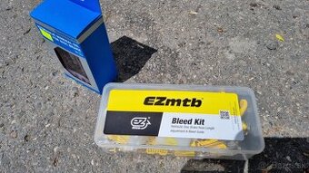 Predam brzdovu servisn sadu a brzdovy mineralny olej Shimano