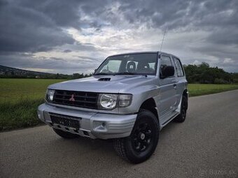 MITSUBISHI PAJERO 2.5,127000km