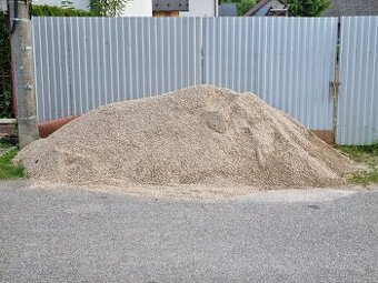 Predám štrk 4-8 cca 9ton