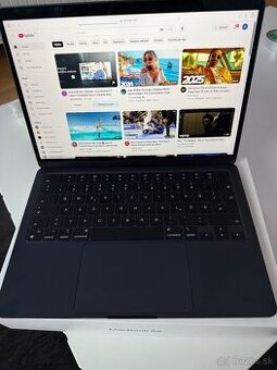 MacBook Air (M2)