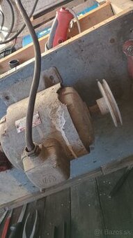 Elektromotor