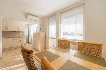 Na predaj - 3i byt, ul.Rumančeková, Bratislava II TOP