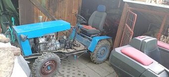 Malotraktor skoda1203