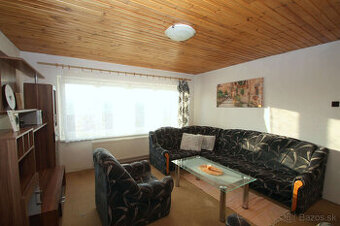 Prenájom 2-izbového bytu na tichej ulici v centre mesta Brez