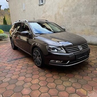 VW Passat 2.0 TDi DSG exclusive - 1
