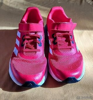 Adidas-málo používané