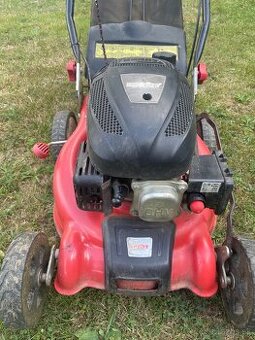 Hecht benzinová kosačka