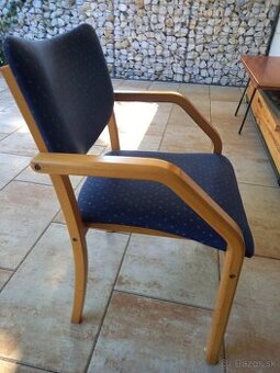 Výhodný predaj pevných stoličiek nosnosť 160 kg