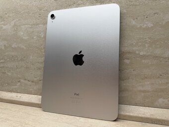 Apple iPad 10 Gen 10.9” 64GB Wi-Fi Silver