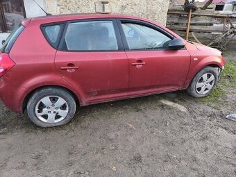 Rozpredam Kia Ceed