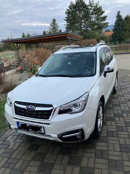 SUBARU Forester 2.0i