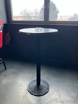 Bistro stolík