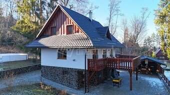 NOVÁ CENA - Fantastická chata v lese pri Oravskej priehrade