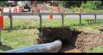 Pretláčanie zemnou raketou