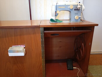 Šijací stroj Veritas.