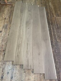 Drevená plávajúca podlaha Dub