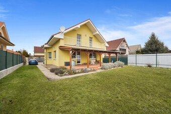 Na predaj dvojgeneračný 5 izb.dom-Hviezdoslavov