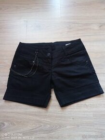 Čierne krátke nohavice - 1