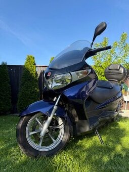 Suzuki burgman 125cm3