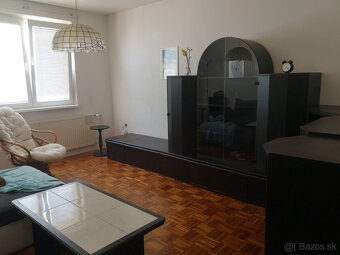 Prenájom 3-izbového bytu s lodžiou, 75 m², BA - Dlhé Diely
