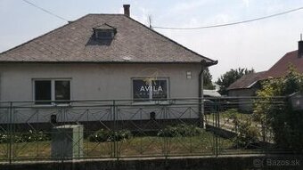 NA PREDAJ: 4izbový rodinný dom s pozemkom 792m2 - Jelka