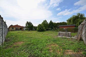 Stavebný pozemok 444m2, Bratislava - Rusovce. REZERVOVANÝ
