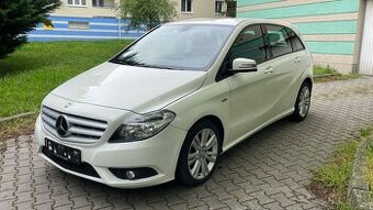 Mercedes-Benz w246 B Trieda B180 cdi Executive