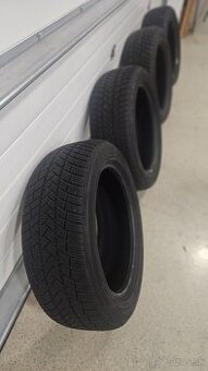 Predam Vredestein 205/55 R17 95V zimne