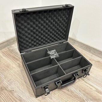 Kufrik na zberateľske predmety