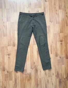 Panske chino nohavice Zara