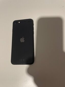 Krásny Iphone SE 2020 64GB batéria 85 percent