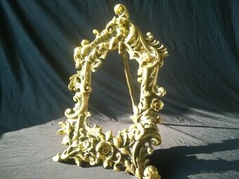 Bohato zdobený barokový  rám