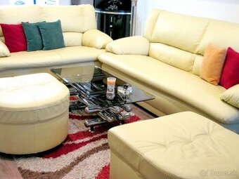 Kožená sedačka 3+2+2 taburetky