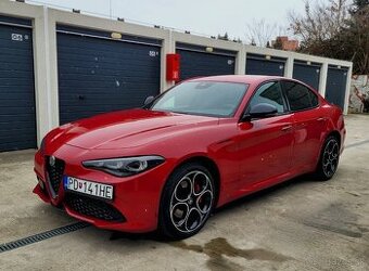 Alfa Giulia 2.0 COMPETIZIONE Q4 benzín 206kw (DPH)