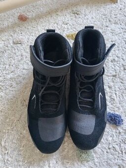 Dámske topánky na motorku