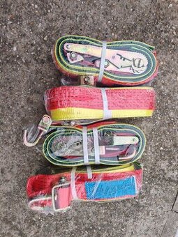 Trojbodové gurtne na autoprepravník VDI2700 8.2