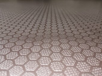 protišmykové preglejky , rôzne veľkosti, hrúbky a druhy